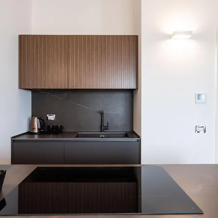 Panoramic Flat-les Guest house