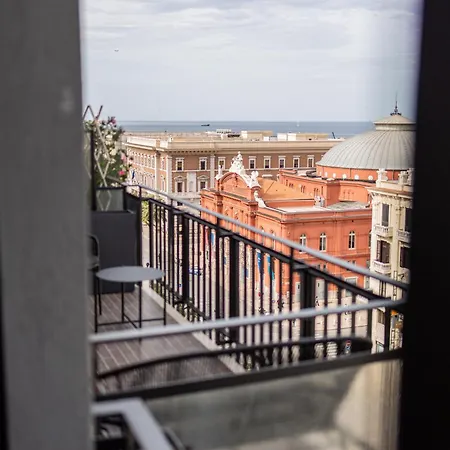 Panoramic Flat-les *