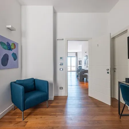 Panoramic Flat-les Affittacamere 3*