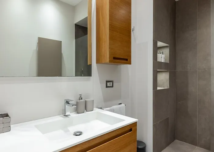 Panoramic Flat-les Guest house